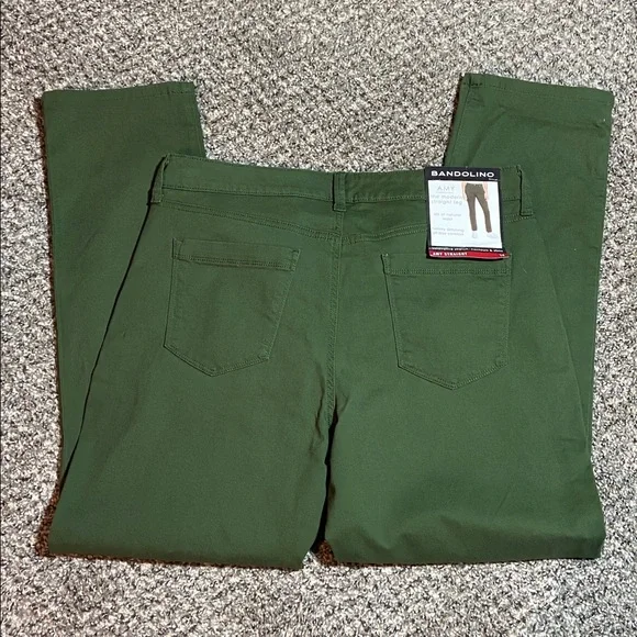 Bandolino Amy Straight Leg Rifle Green Jeans NWT - Picture 4 of 9